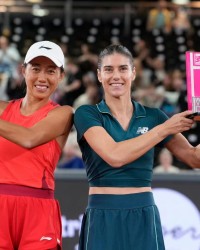 世界杯手机直播客户端-张帅组合获得WTA500林茨站双打冠军